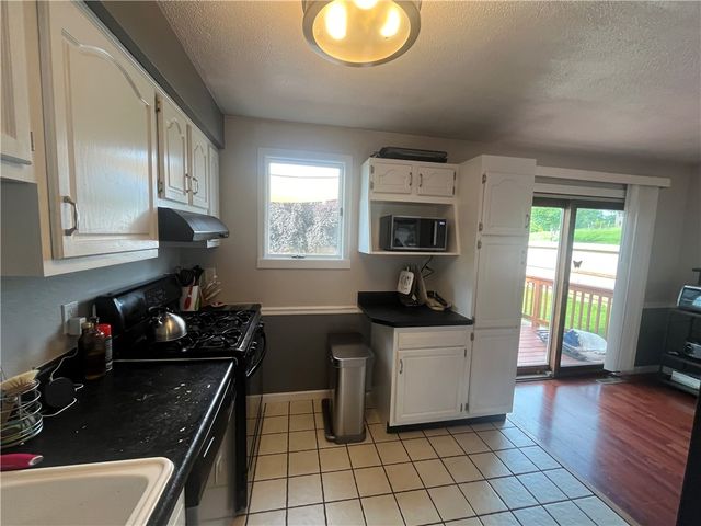 2464 Sunset Ave, North Huntingdon, PA 15642