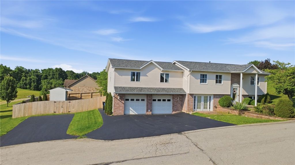 2464 Sunset Ave, North Huntingdon, PA 15642