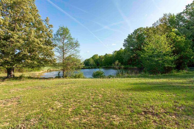 2720 Greensboro Road, Jonesboro, AR 72405