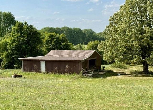 2720 Greensboro Road, Jonesboro, AR 72405