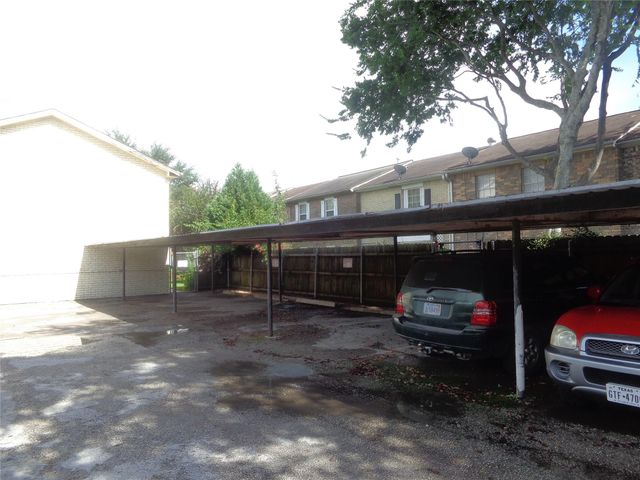 1403 Blalock Road 12, Houston, TX 77055