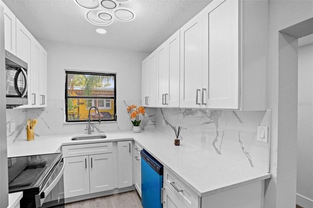 630 180TH AVENUE E, Redington Shores, FL 33708