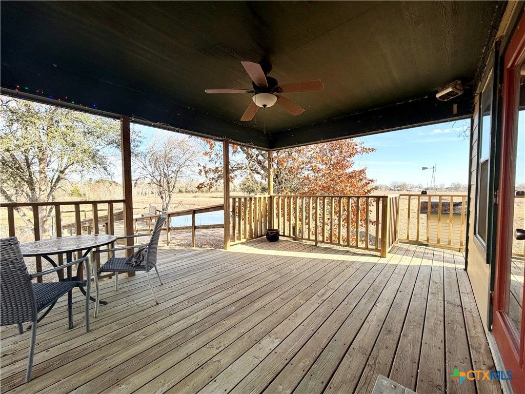 Image 10 of property listing at 15631 Fm 682, Yoakum, TX 77995