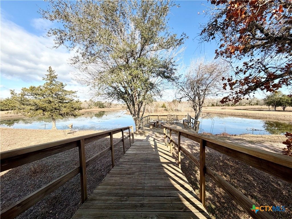 Image 13 of property listing at 15631 Fm 682, Yoakum, TX 77995