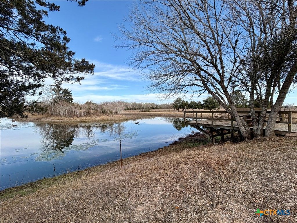 Image 8 of property listing at 15631 Fm 682, Yoakum, TX 77995