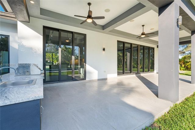 10398 SW 64th Street, Miami, FL 33173