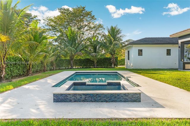 10398 SW 64th Street, Miami, FL 33173
