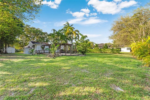 10398 SW 64th Street, Miami, FL 33173