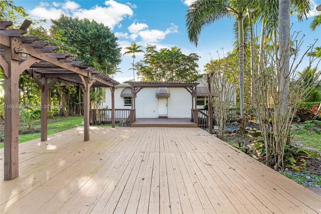 10398 SW 64th Street, Miami, FL 33173