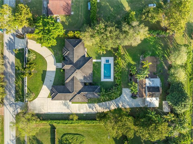 10398 SW 64th Street, Miami, FL 33173