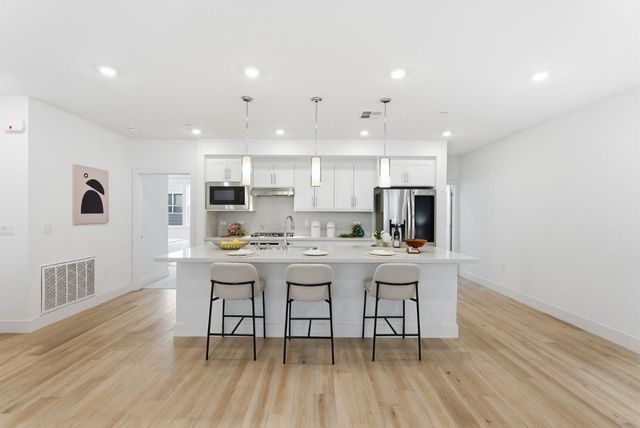 2933 Lamory Place 111, Santa Clara, CA 95051