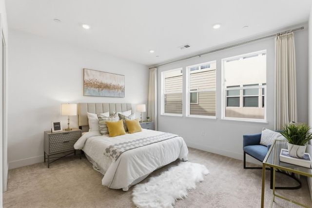 2933 Lamory Place 111, Santa Clara, CA 95051