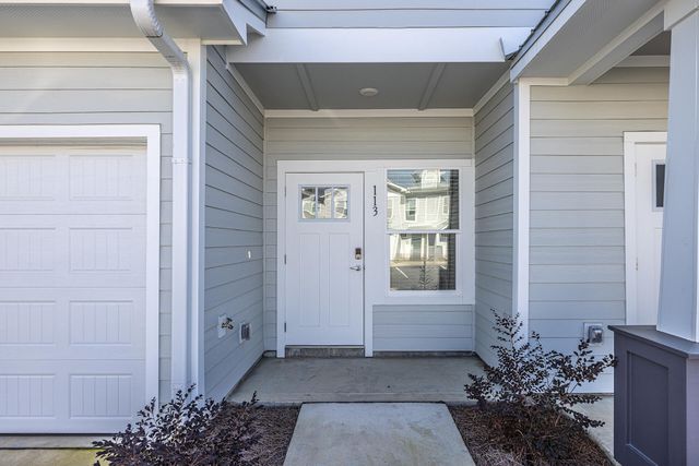 113 Date Palm Lane, Freeport, FL 32439