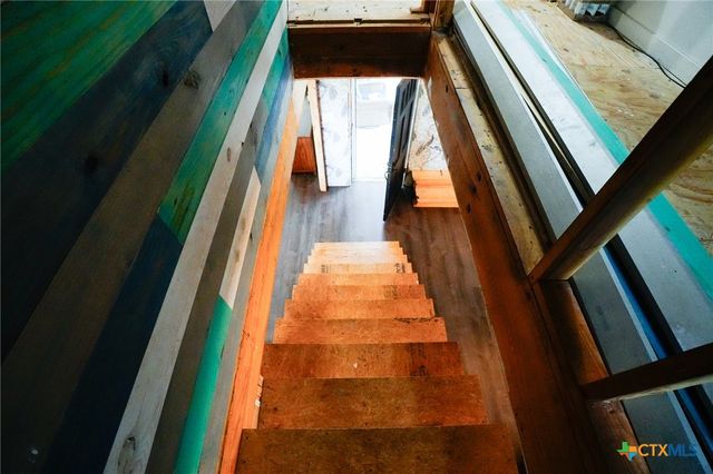 1688 E State Highway 71, La Grange, TX 78945