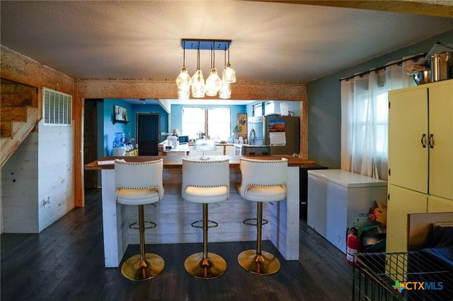 1688 E State Highway 71, La Grange, TX 78945