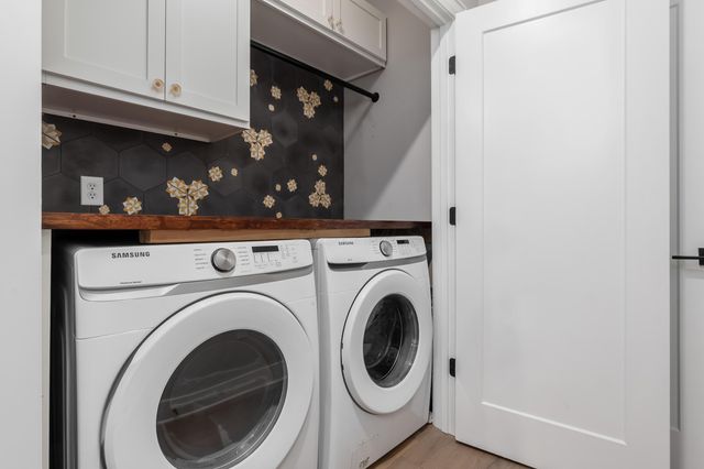 1670 E Broad, 206, Columbus, OH 43203