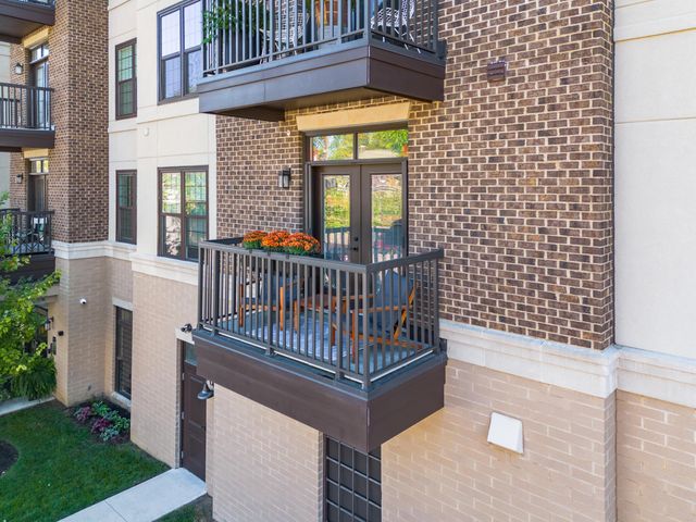 1670 E Broad, 206, Columbus, OH 43203