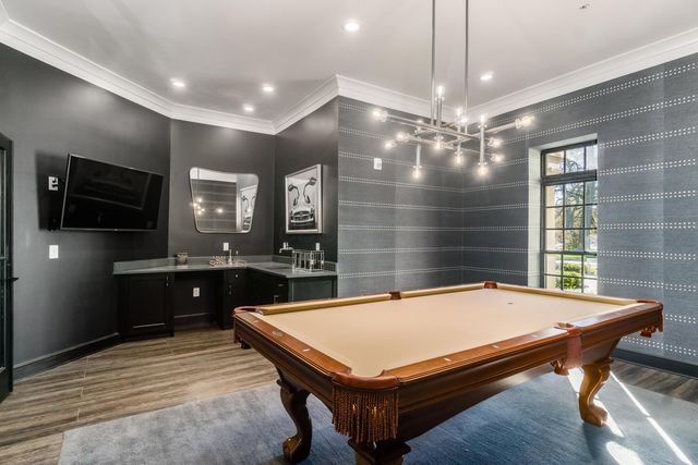 1670 E Broad, 206, Columbus, OH 43203