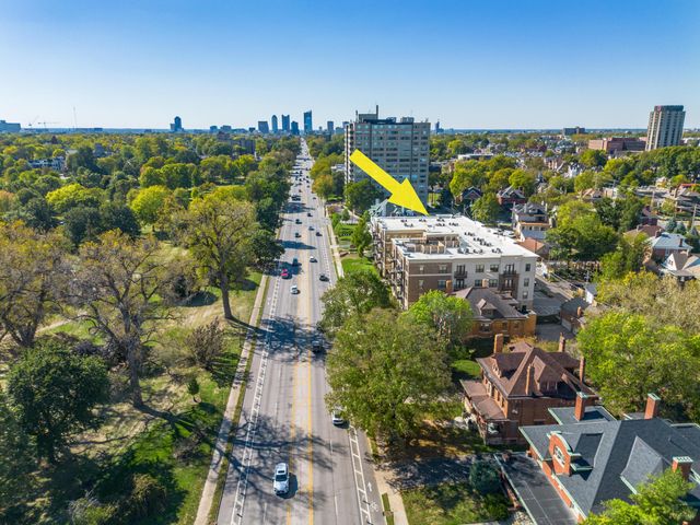 1670 E Broad, 206, Columbus, OH 43203