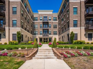 1670 E Broad, 206, Columbus, OH 43203