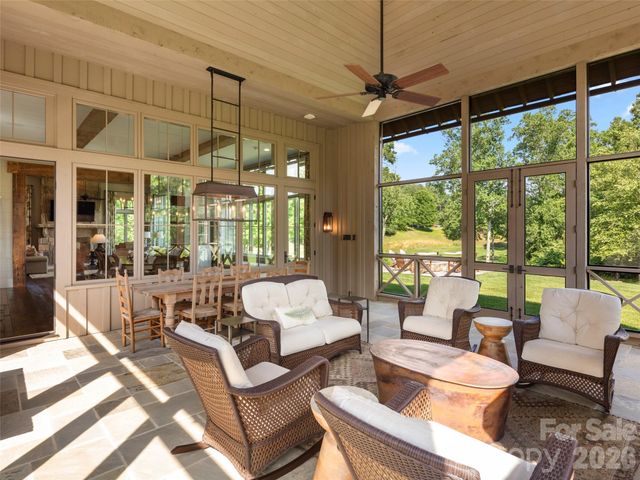 332 Walnut Valley Parkway, Arden, NC 28704