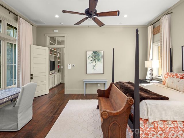 332 Walnut Valley Parkway, Arden, NC 28704