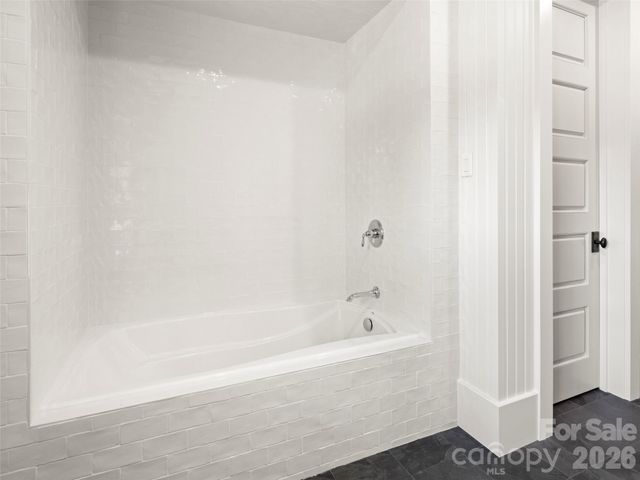 332 Walnut Valley Parkway, Arden, NC 28704