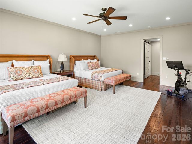 332 Walnut Valley Parkway, Arden, NC 28704