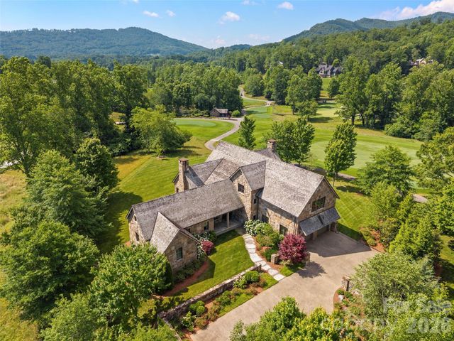 332 Walnut Valley Parkway, Arden, NC 28704