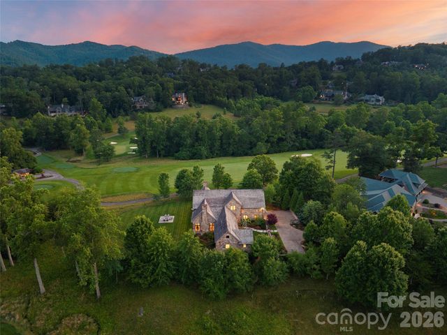 332 Walnut Valley Parkway, Arden, NC 28704
