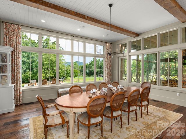332 Walnut Valley Parkway, Arden, NC 28704