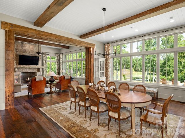 332 Walnut Valley Parkway, Arden, NC 28704