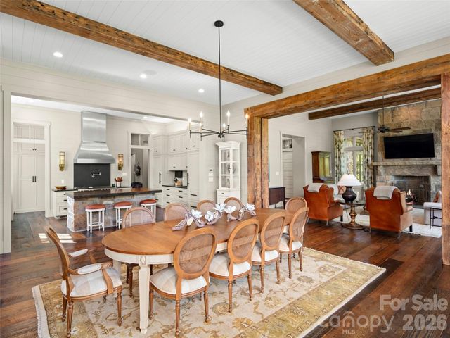 332 Walnut Valley Parkway, Arden, NC 28704