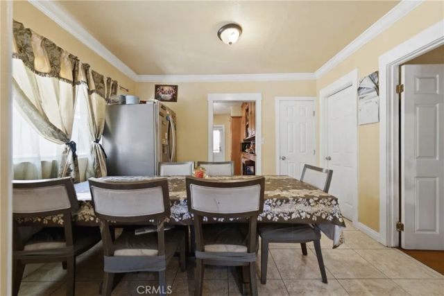 706 W 42nd, Los Angeles, CA 90037