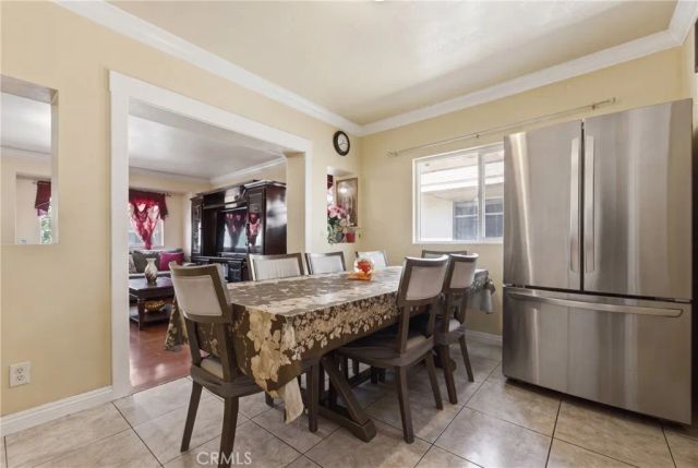 706 W 42nd, Los Angeles, CA 90037