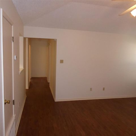 6807 Colony Loop DR, Austin, TX 78724
