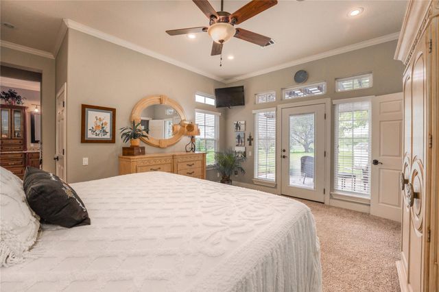 2007 Fm 2434, Weimar, TX 78962