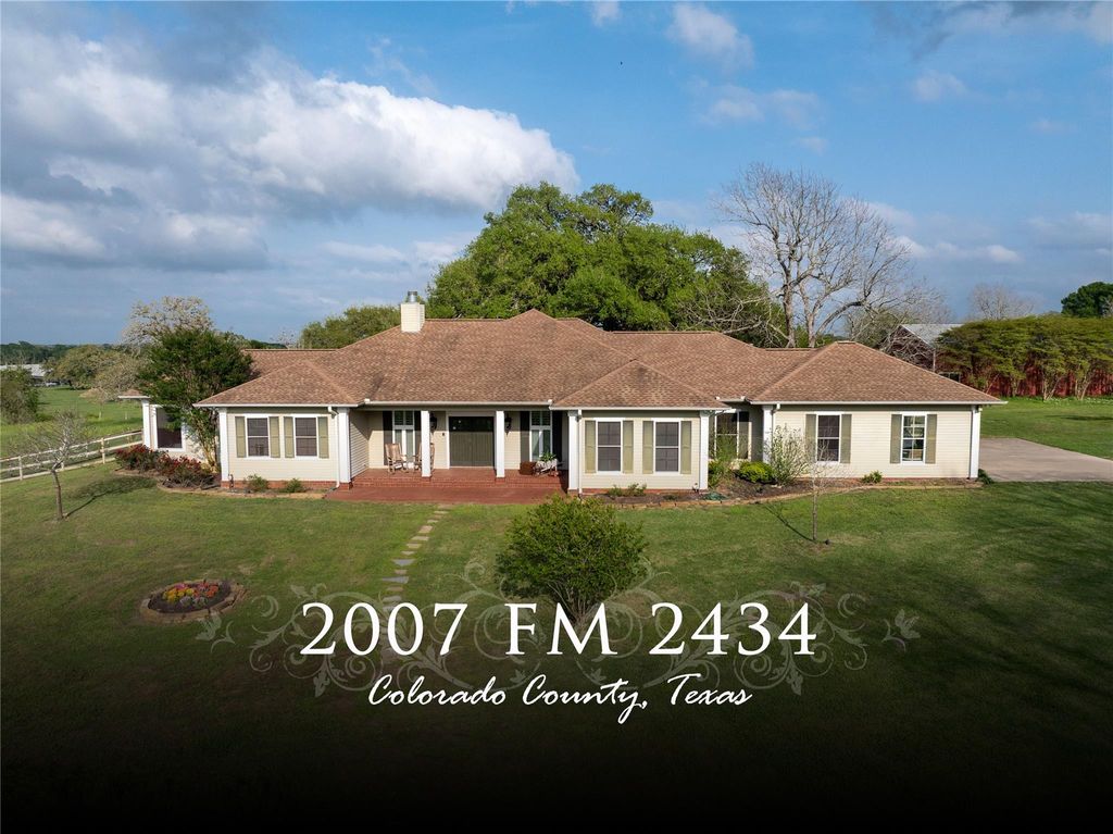 2007 Fm 2434, Weimar, TX 78962