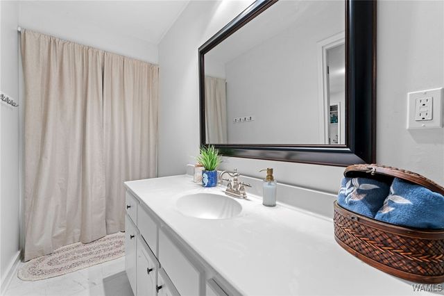 8661 Wire, Cottondale, AL 35453