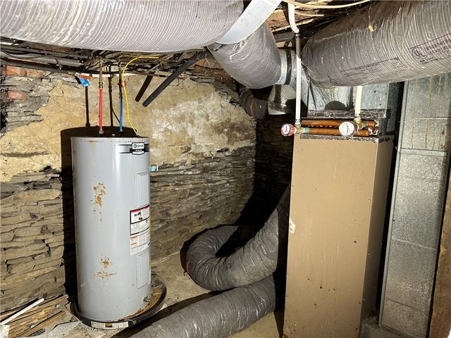 76 Broad Street 4, Morris, NY 13808