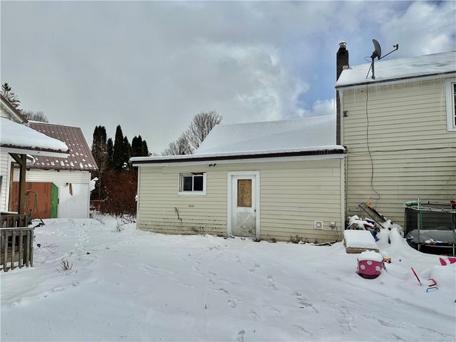 76 Broad Street 4, Morris, NY 13808