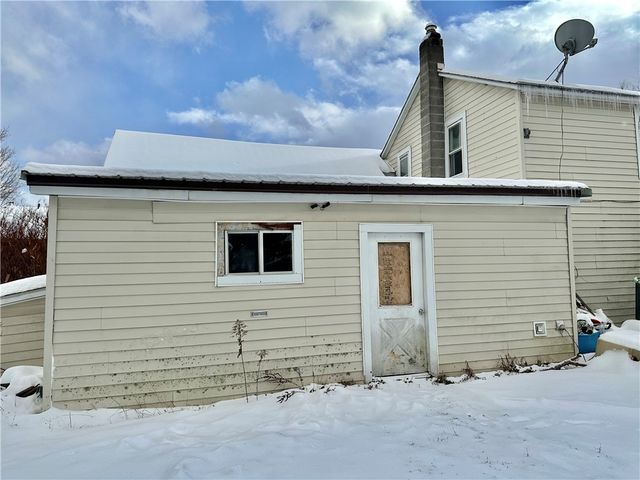 76 Broad Street 4, Morris, NY 13808