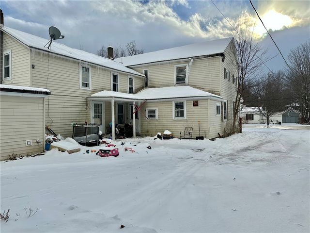 76 Broad Street 4, Morris, NY 13808