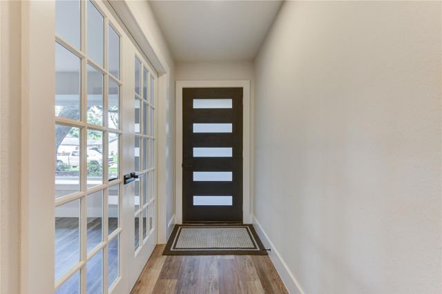 5914 Hewitt Drive, Houston, TX 77092