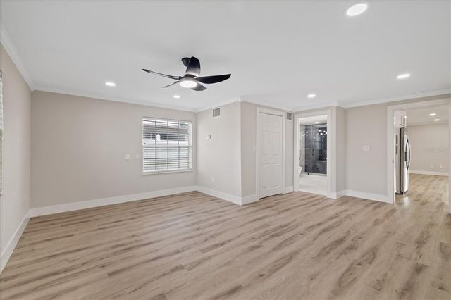 504 DRIFTWOOD DRIVE E, Palm Harbor, FL 34683