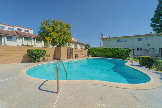 5593 Pioneer Boulevard 18, Whittier, CA 90601