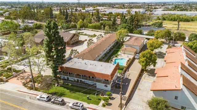 5593 Pioneer Boulevard 18, Whittier, CA 90601
