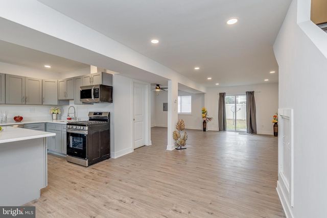 705 MASON RUN, Pine Hill, NJ 08021