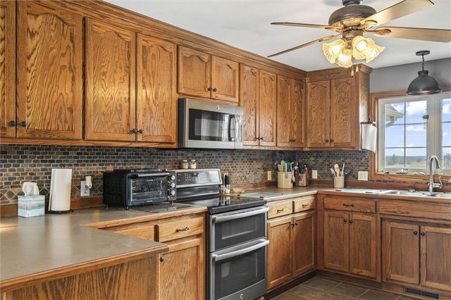 11302 E 343rd Street, Drexel, MO 64742
