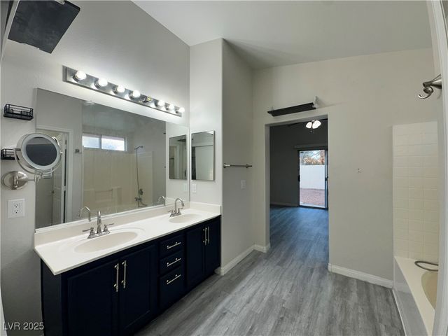 8001 Hesperides Avenue, Las Vegas, NV 89131